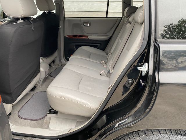 Toyota Highlander Vehicle Image 06