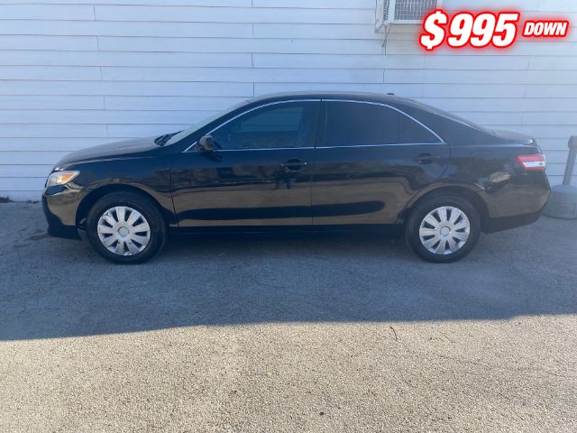 Toyota Camry Vehicle Image 02