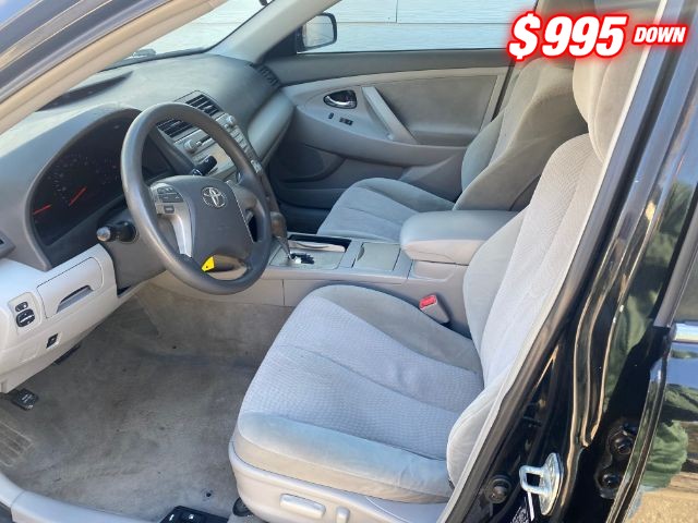 Toyota Camry Vehicle Image 05