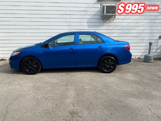 Toyota Corolla Vehicle Image 02