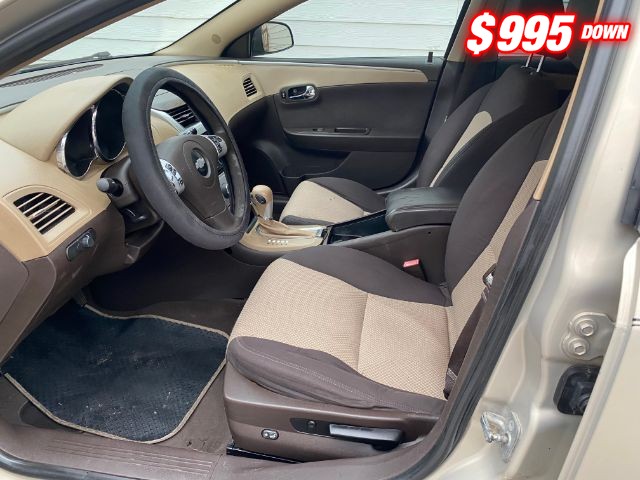 Chevrolet Malibu Vehicle Image 05