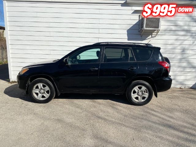 Toyota RAV4 Vehicle Image 02