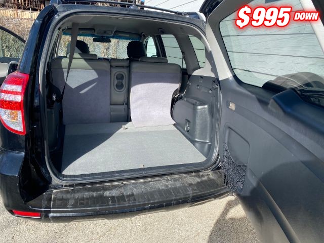 Toyota RAV4 Vehicle Image 07