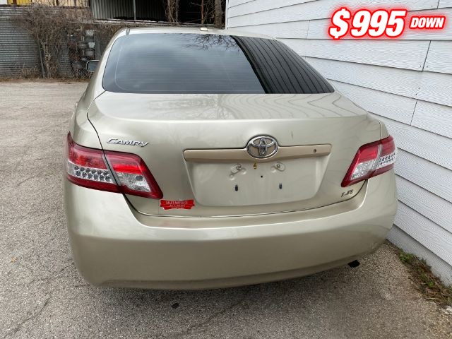 Toyota Camry Vehicle Image 04