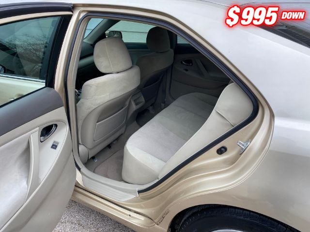 Toyota Camry Vehicle Image 06