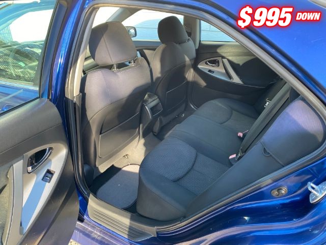 Toyota Camry Vehicle Image 06