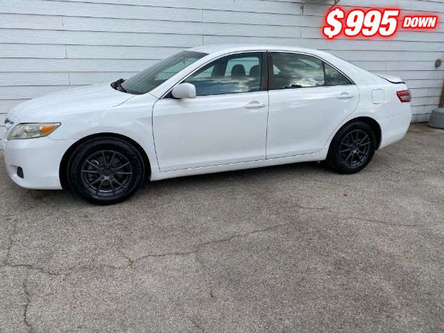 Toyota Camry Vehicle Image 02