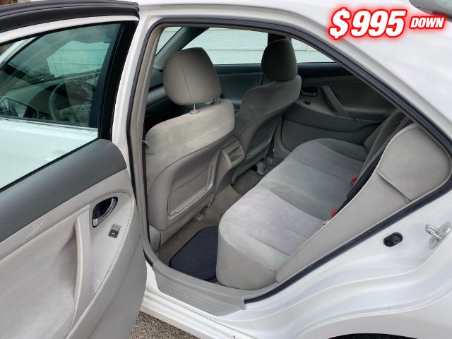 Toyota Camry Vehicle Image 06