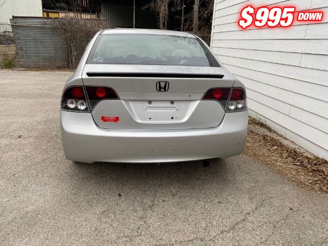 Honda Civic Sedan Vehicle Full-screen Gallery Image 04