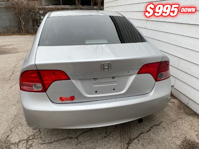 Honda Civic Sedan Vehicle Full-screen Gallery Image 04