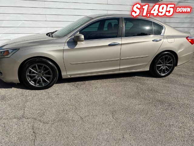 Honda Accord Sedan Vehicle Image 02