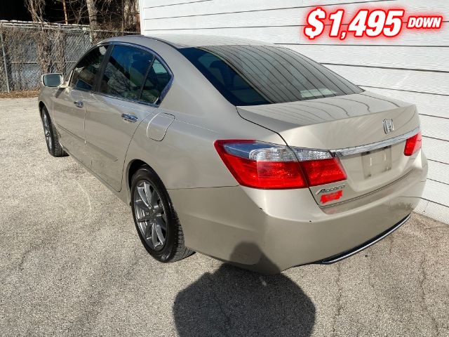 Honda Accord Sedan Vehicle Image 03