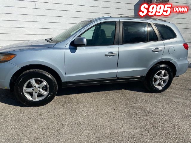 Hyundai Santa Fe Vehicle Full-screen Gallery Image 02