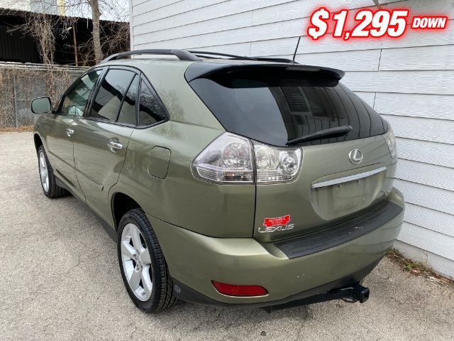 Lexus RX 350 Vehicle Full-screen Gallery Image 03