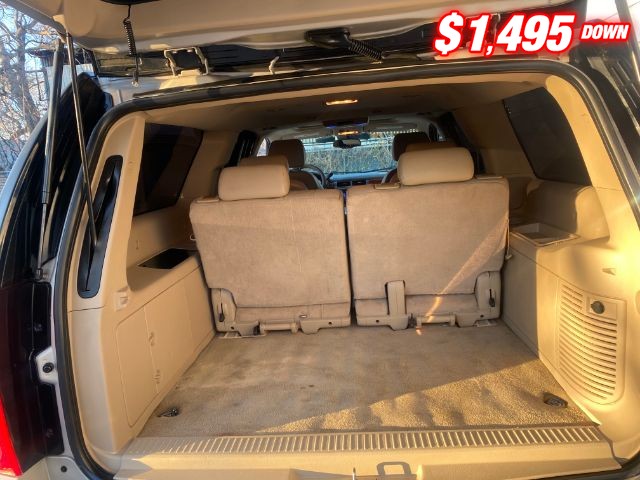 GMC Yukon XL Vehicle Image 07