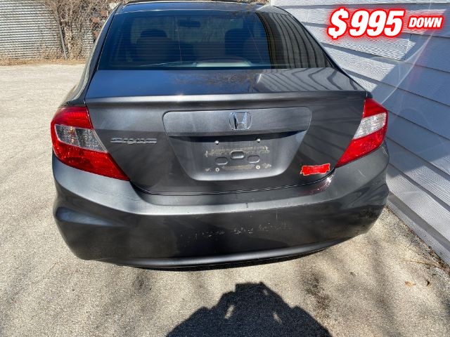 Honda Civic Sedan Vehicle Full-screen Gallery Image 04