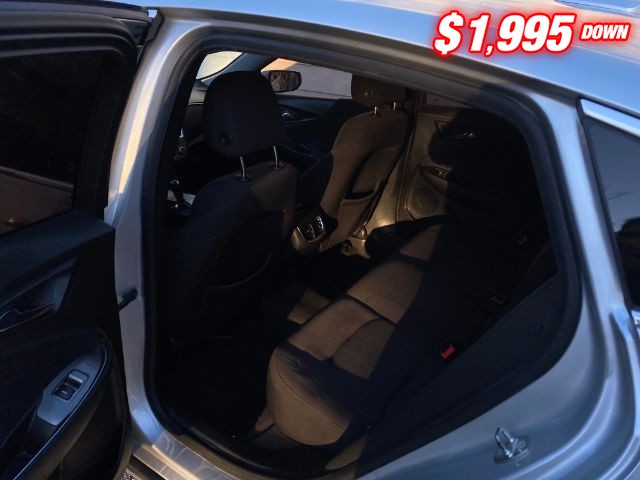 Chevrolet Malibu Vehicle Image 06