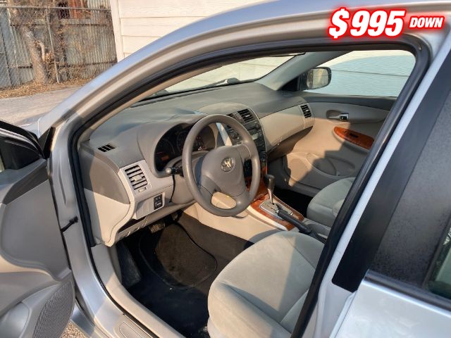 Toyota Corolla Vehicle Image 06