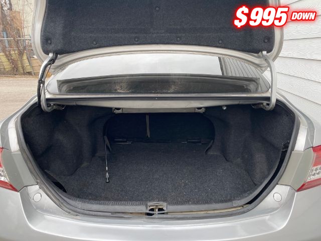 Toyota Camry Vehicle Image 07