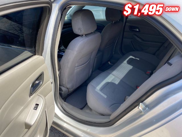 Chevrolet Malibu Vehicle Image 07