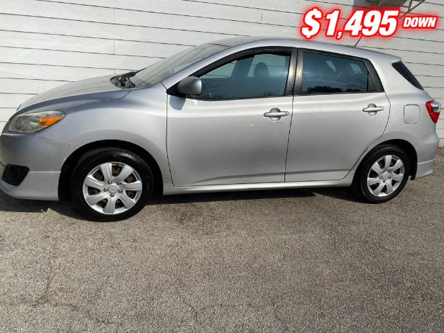 Toyota Matrix Vehicle Image 02