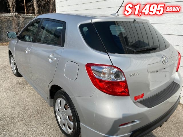 Toyota Matrix Vehicle Image 03