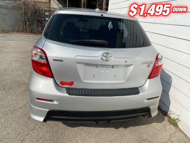 Toyota Matrix Vehicle Image 04