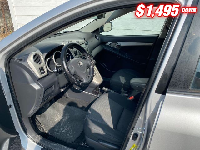 Toyota Matrix Vehicle Image 07