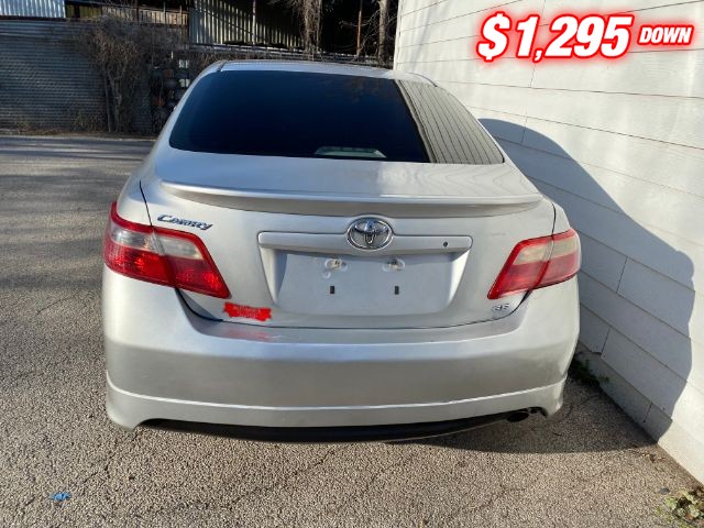 Toyota Camry Vehicle Image 04