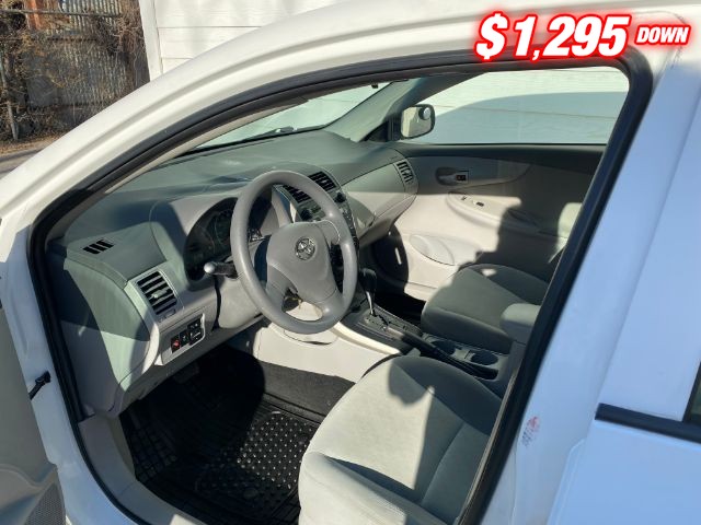 Toyota Corolla Vehicle Image 06