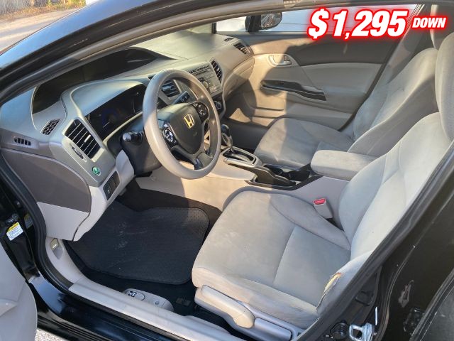 Honda Civic Sedan Vehicle Image 03