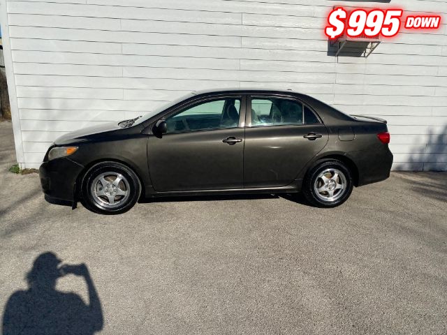 Toyota Corolla Vehicle Image 02