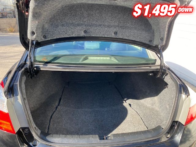 Honda Accord Sedan Vehicle Image 05