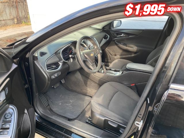 Chevrolet Malibu Vehicle Image 04