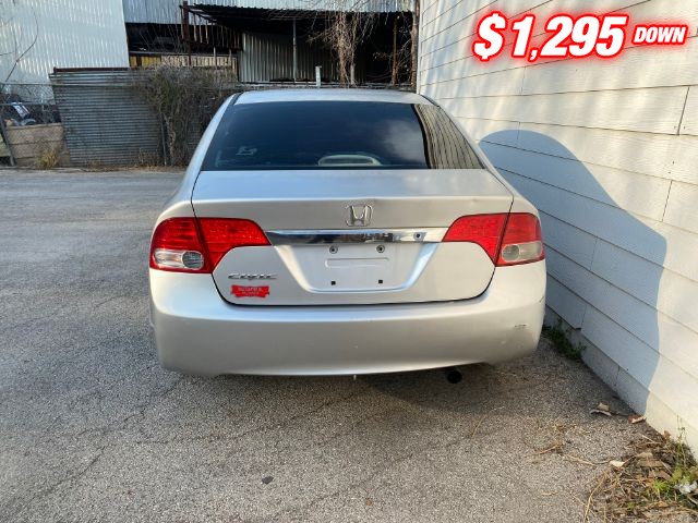 Honda Civic Sedan Vehicle Image 04