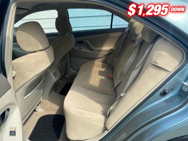 Toyota Camry Vehicle Image 06