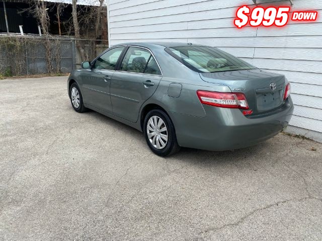 Toyota Camry Vehicle Image 03