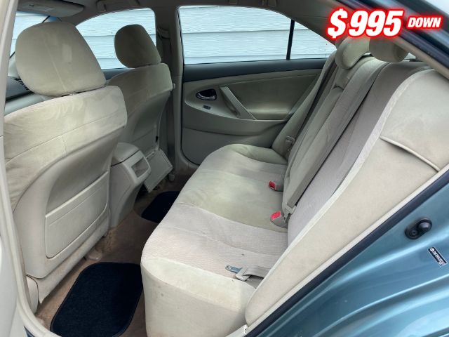 Toyota Camry Vehicle Image 06