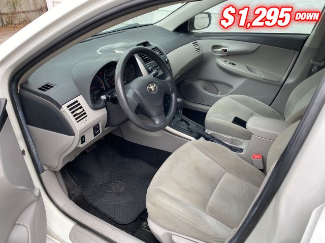 Toyota Corolla Vehicle Image 06