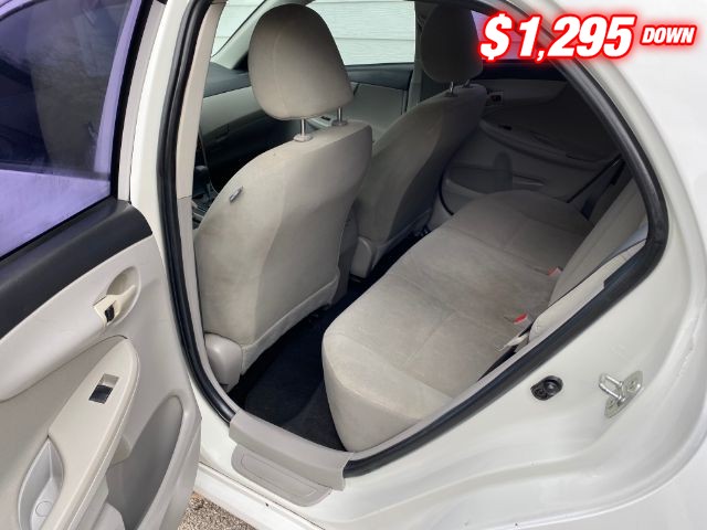 Toyota Corolla Vehicle Image 07