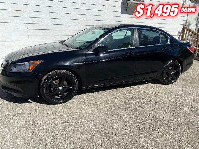 Honda Accord Sedan Vehicle Full-screen Gallery Image 02