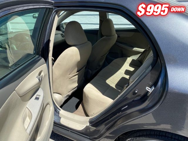 Toyota Corolla Vehicle Image 07