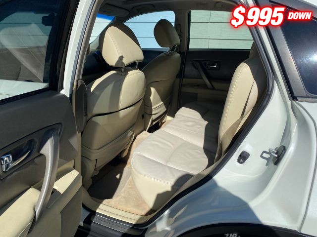 INFINITI FX35 Vehicle Image 06