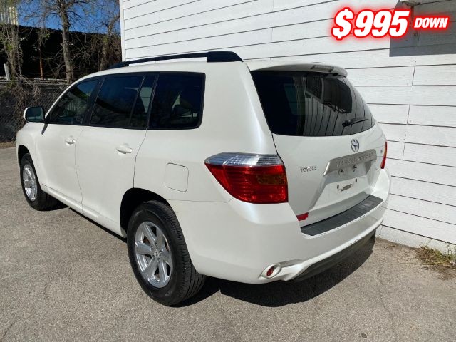 Toyota Highlander Vehicle Image 03