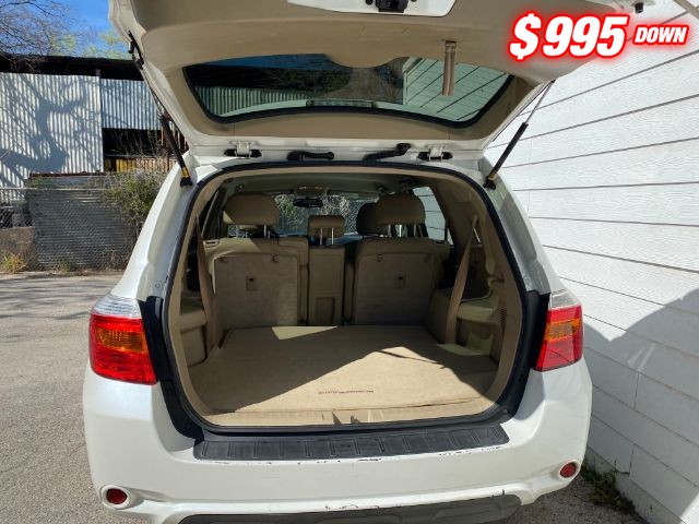 Toyota Highlander Vehicle Image 05