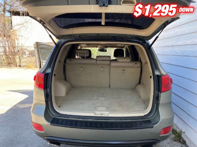 Hyundai Santa Fe Vehicle Image 05