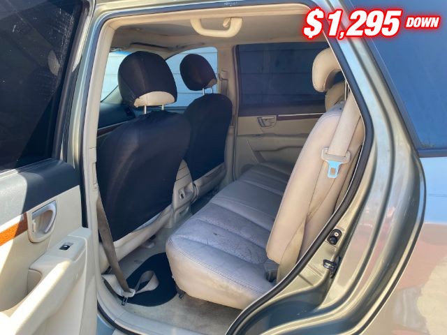 Hyundai Santa Fe Vehicle Image 07