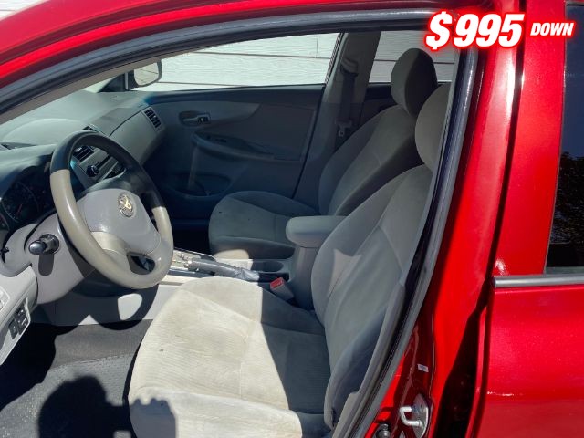 Toyota Corolla Vehicle Image 05