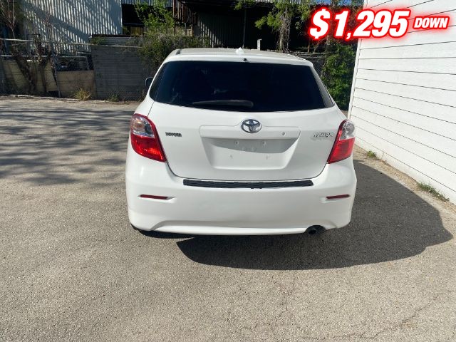 Toyota Matrix Vehicle Image 04