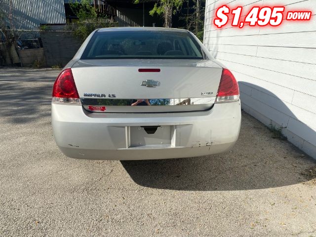 Chevrolet Impala Vehicle Image 04